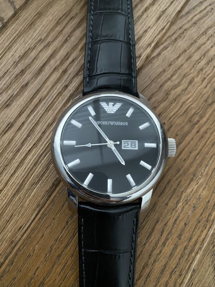 Zegarek Armani - stan idealny, skórzany pasek