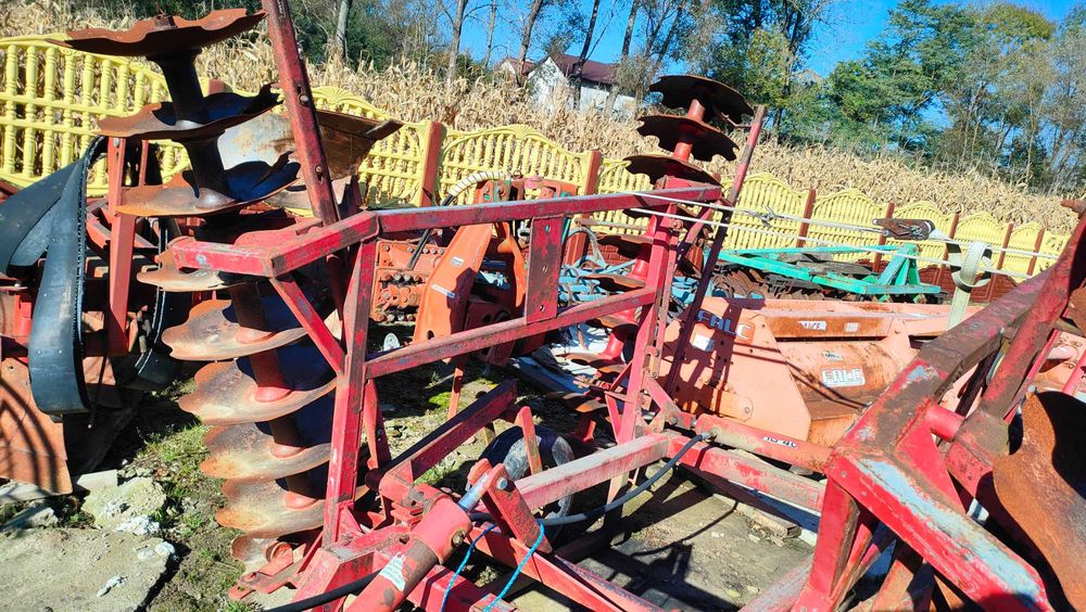 Brona talerzowa rozkładana hydraulicznie ** 4m **