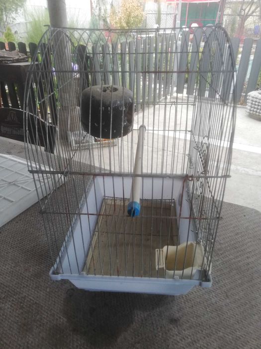 Клетка для попугая, хомяка.