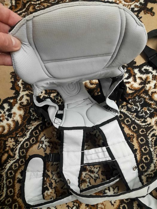 Ерго рюкзак-кенгуру chicco Go baby.