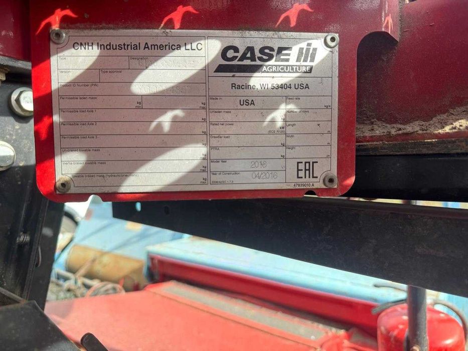 Комбайн CASE 6140