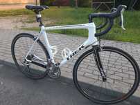 Trek Emonda full carbon Shimano 105 2x10
