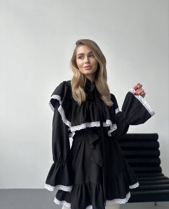 Сукня плаття з поясом