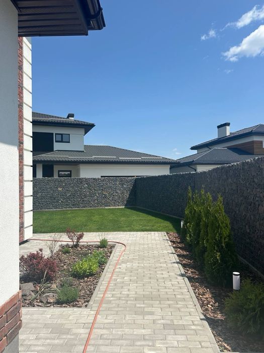 Продаж будинку з ремонтом у Крюківщині, закрите КМ, Газ