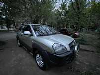 Hyundai Tucson повний привід, дизель, АКПП