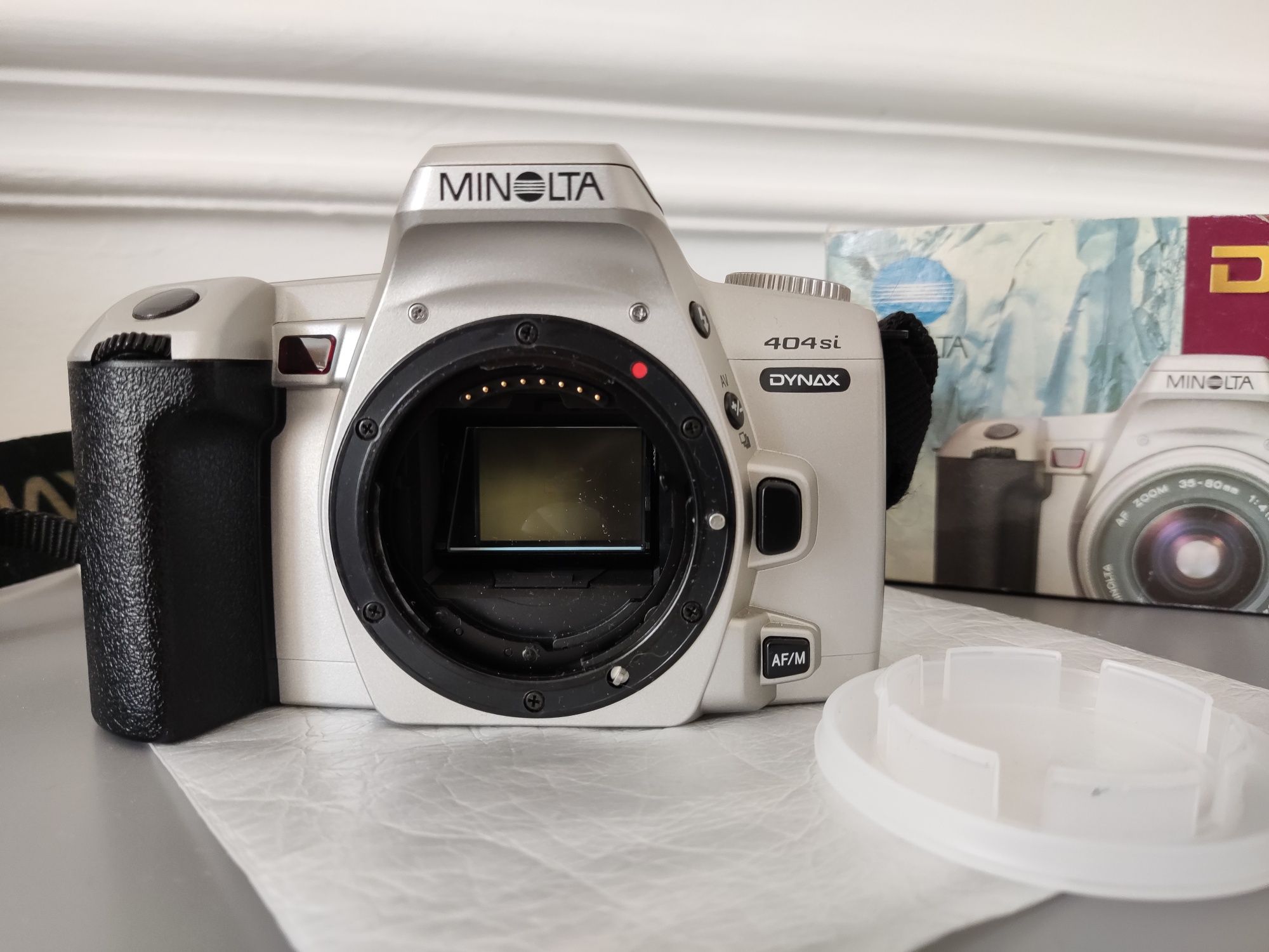 Minolta Dynax 404 si + Minolta AF 35-80mm 4-5.6