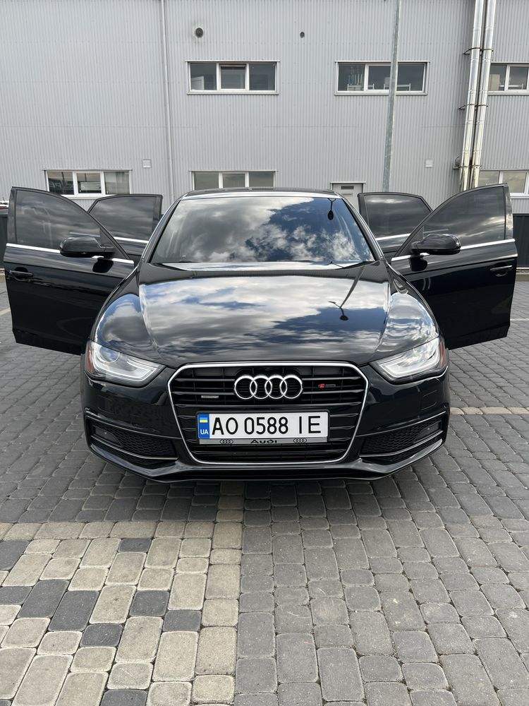 Продається Ауді А4B8 S-Line 2014 року