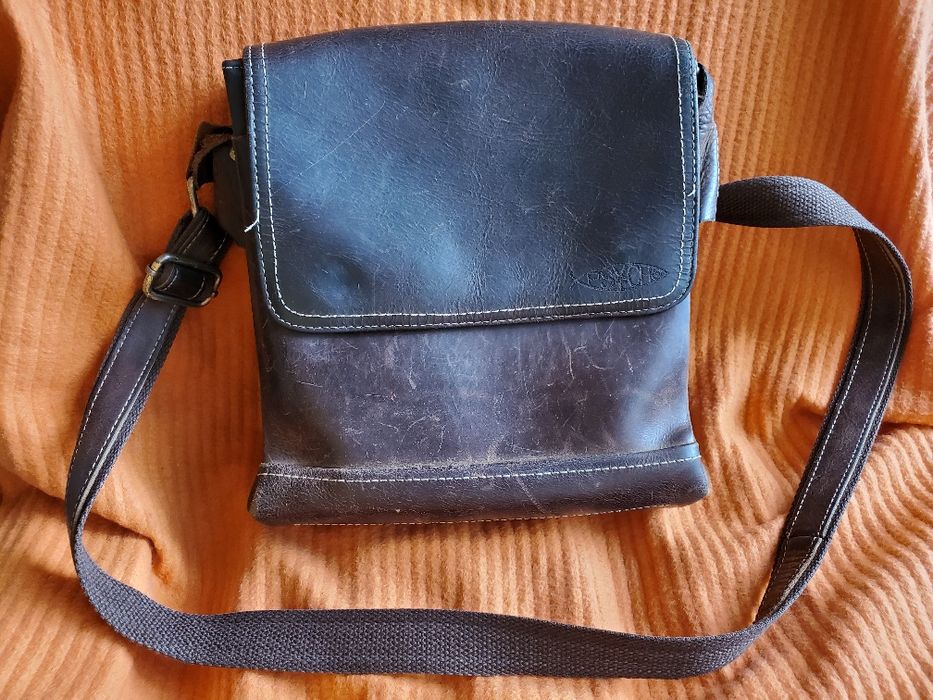 Сумка через плече шкіряна.  Кожа