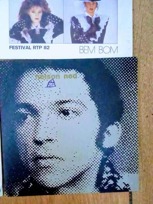 Discos vinil antigos musica portuguesa e estrangeiras com capas