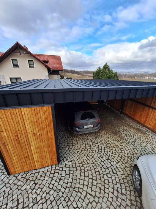 Garaż Carport Duża wiata samochodowa Modrzew duoromb elewacja nowoczes