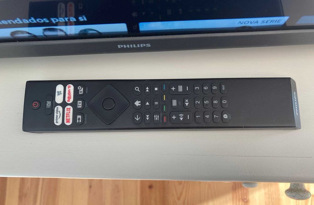 TV Philips 32PHS6808