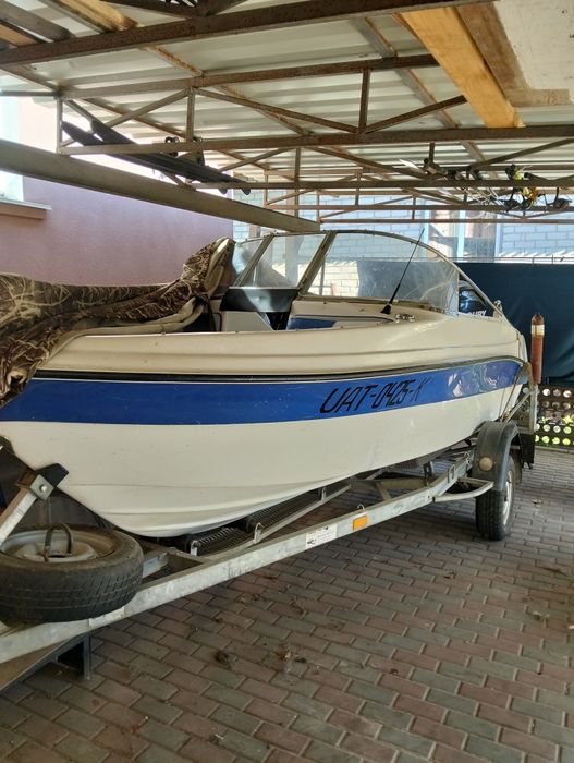 Прогулочний катер Волна 490