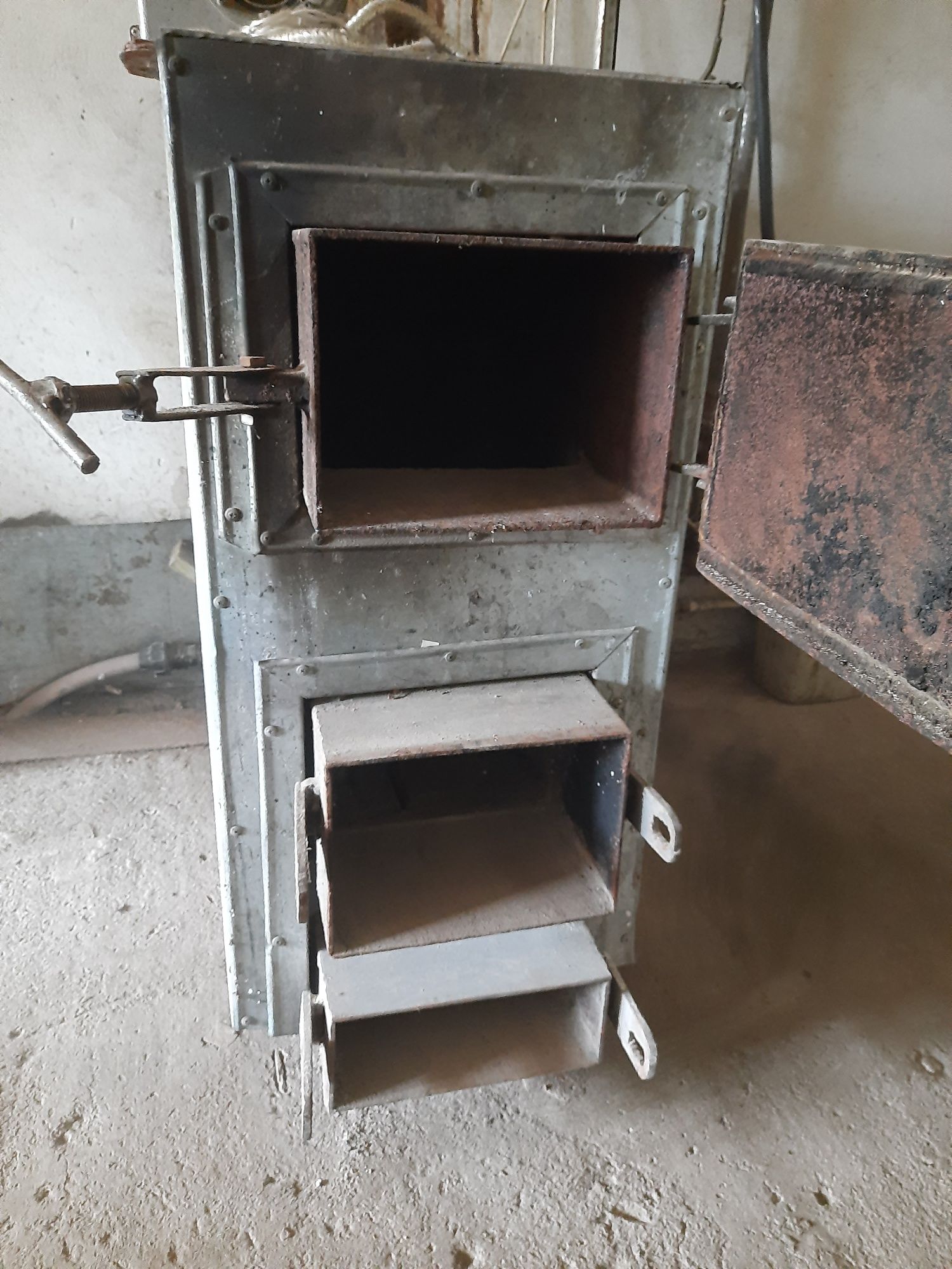 Piec kopciuch solidny