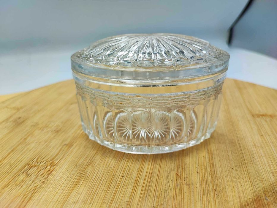 Cukiernica,bombonierka,szklana,huta Hortensja,vintage