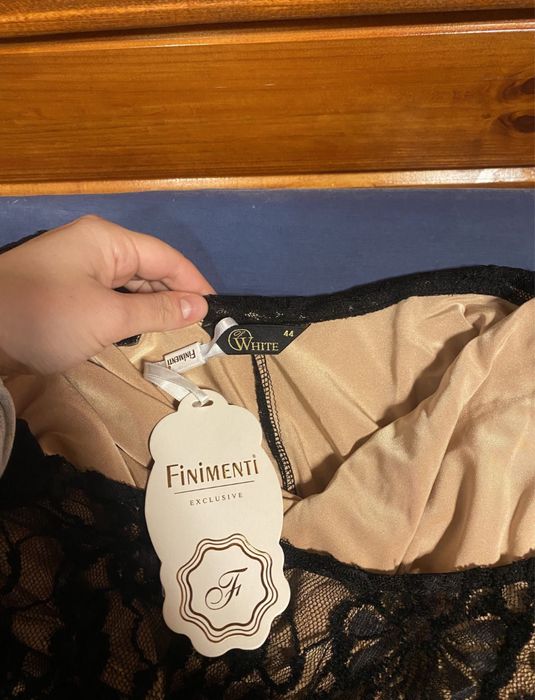 Платье в пол(немного шлейф)