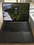 Macbook Pro 14 M3 Pro Space Black 18GB / 512 GB SSD Stan Idealny