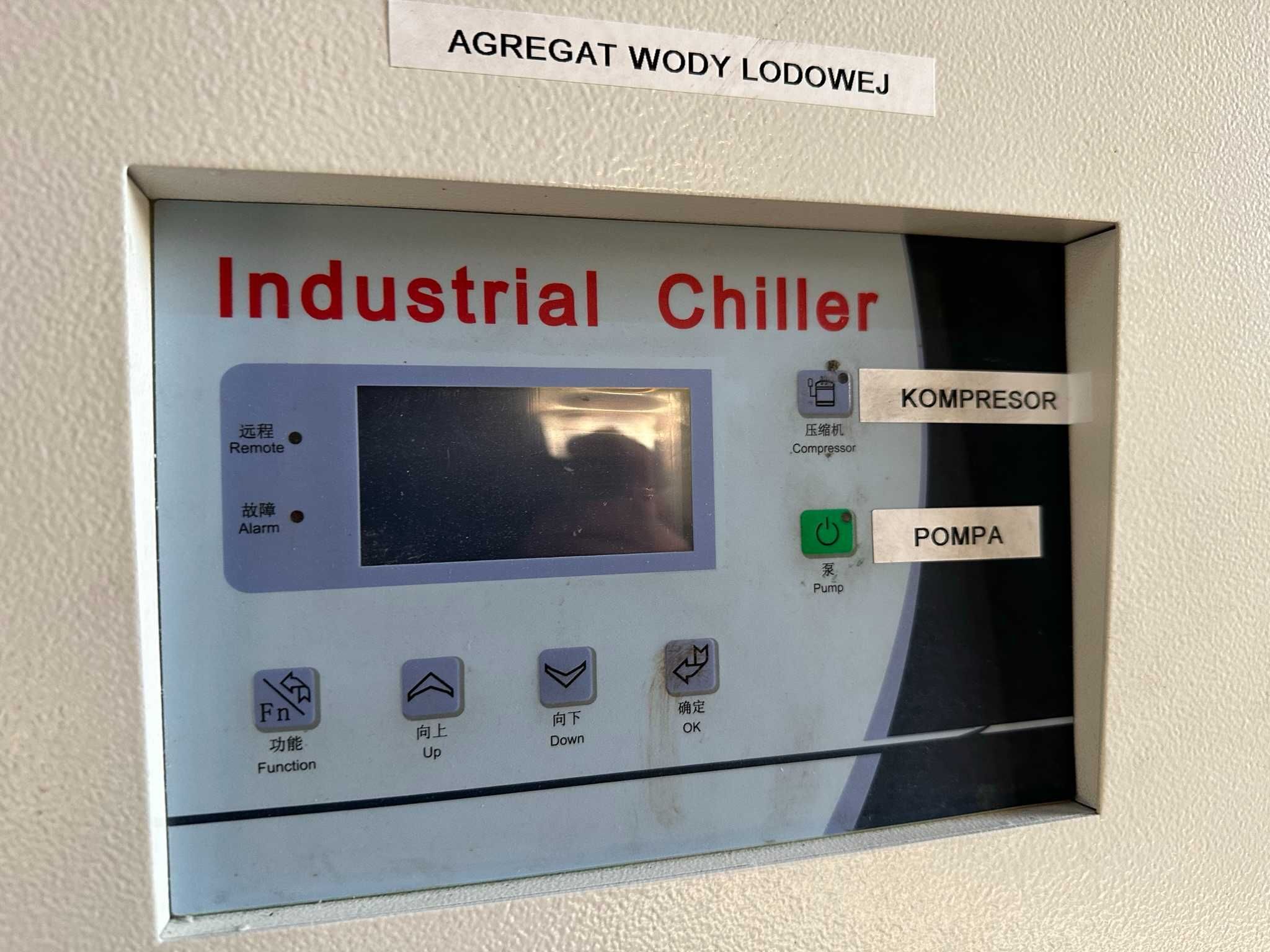 Agregat wody lodowej Industrial chiller WR-10AC o wydajności 30 kW