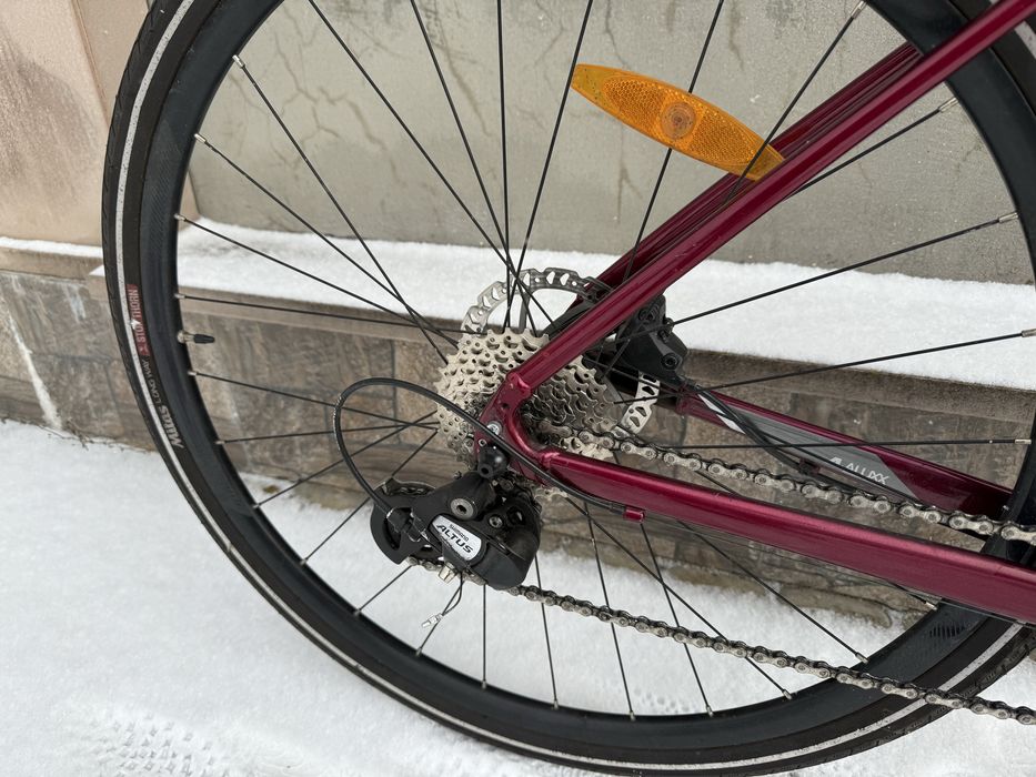 28 Giant Escape M рама Shimano Altus