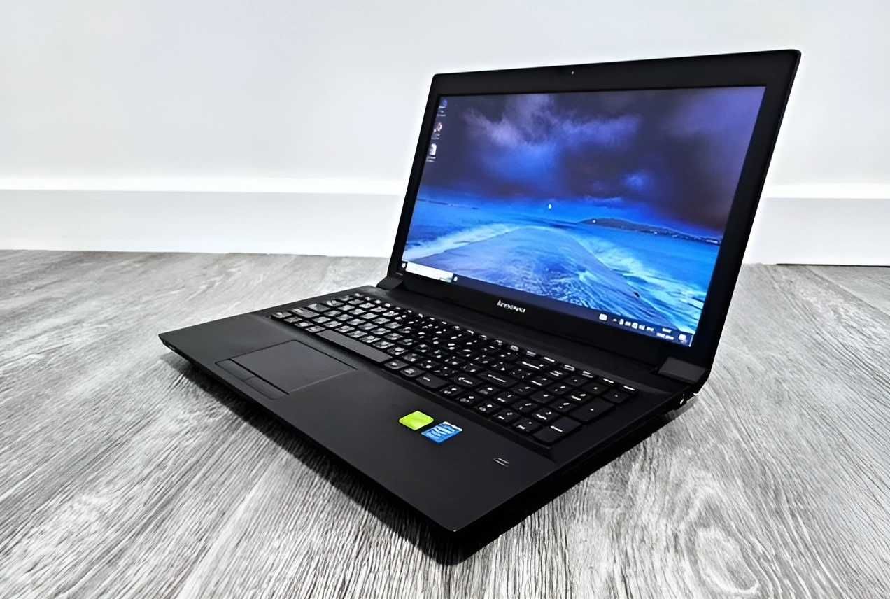 Игровой Lenovo V580 i5-3320m NVIDIA GT 740m на 2 GB ssd256 8gb ОЗУ