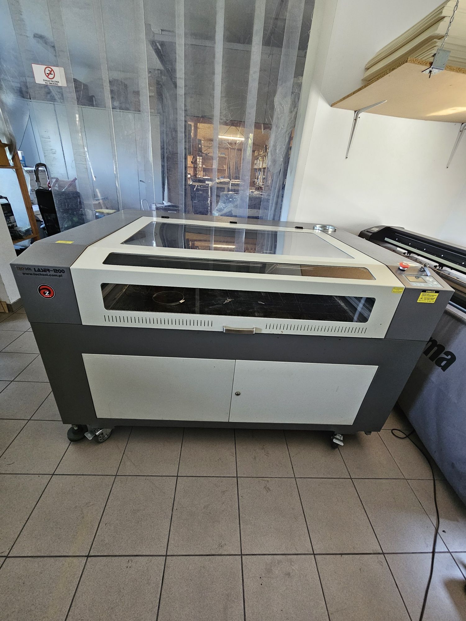 Sprzedam ploter laserowy cnc CO2 o mocy 60W