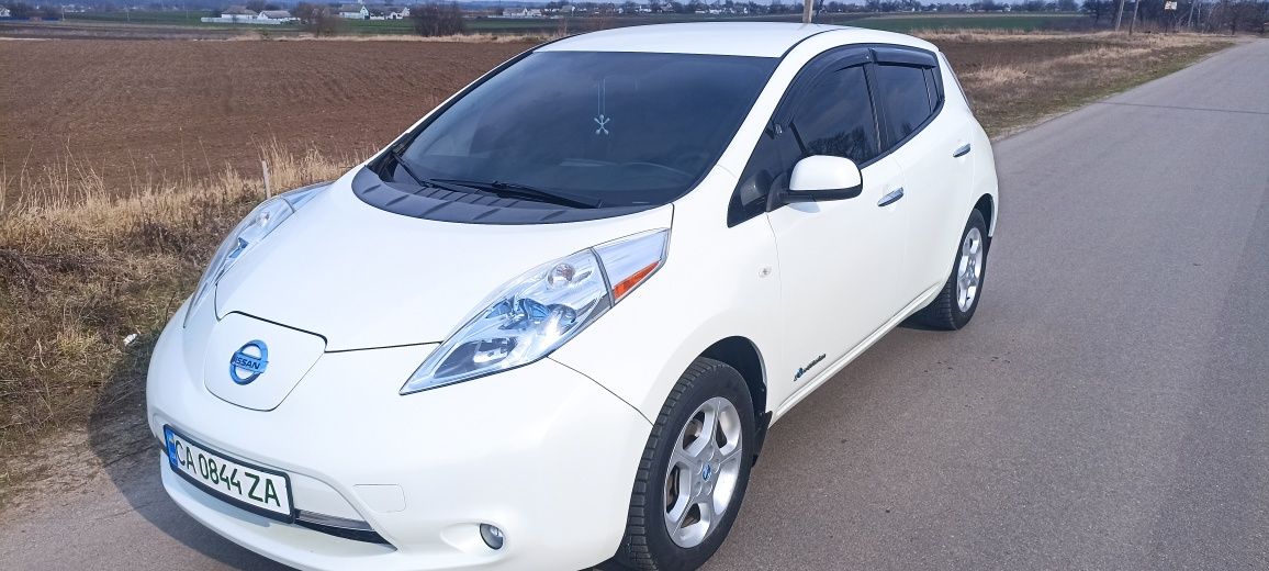 Nissan Leaf 2012рік