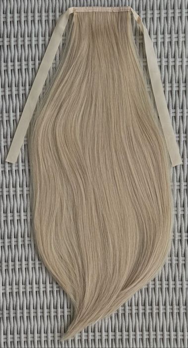 Naturalny blond - chłodny odcień blondu włosy doczepiane kucyk kitka