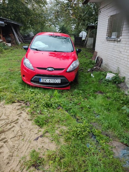 Sprzedam ford fiesta mk7 uszkodzony