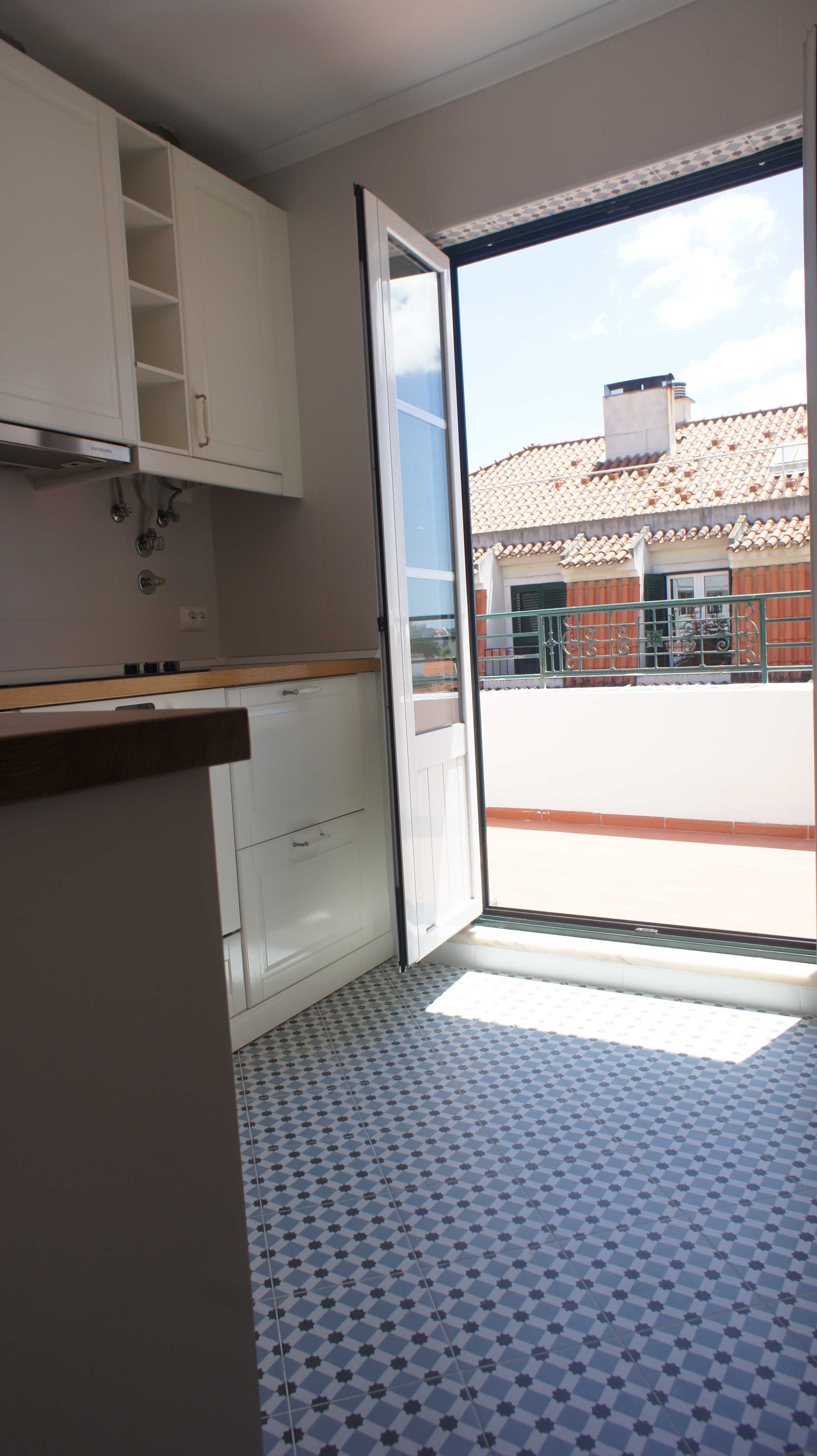 Príncipe Real – T3 roof-top for rent