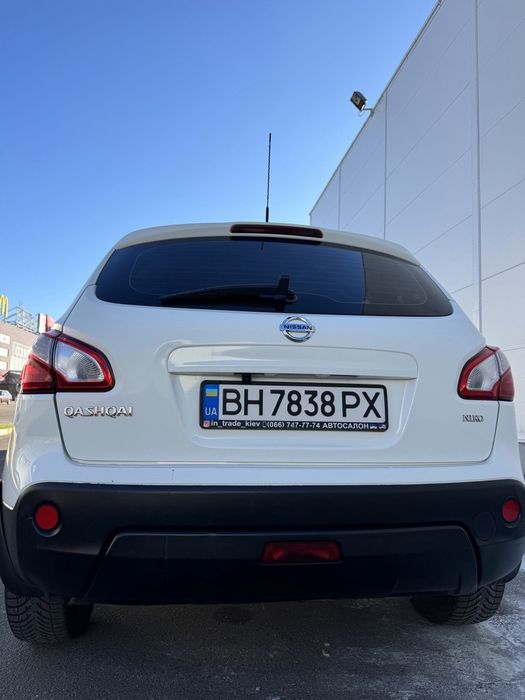 Nissan Qashqai 2013 (1.6CVT)