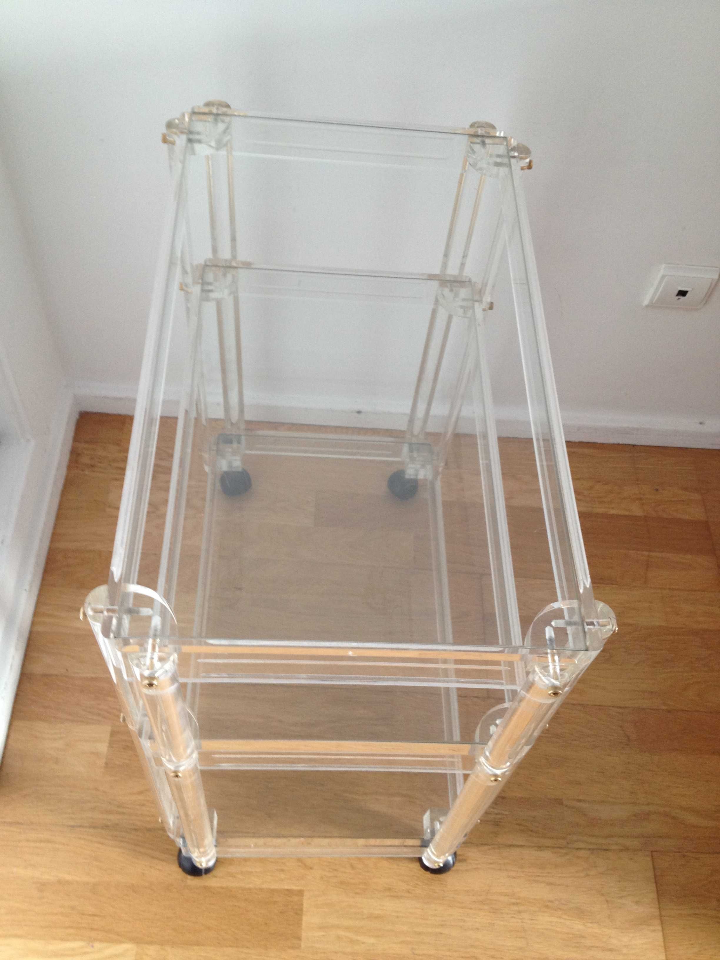 Carrinho trolley transparente em acrílico e vidro