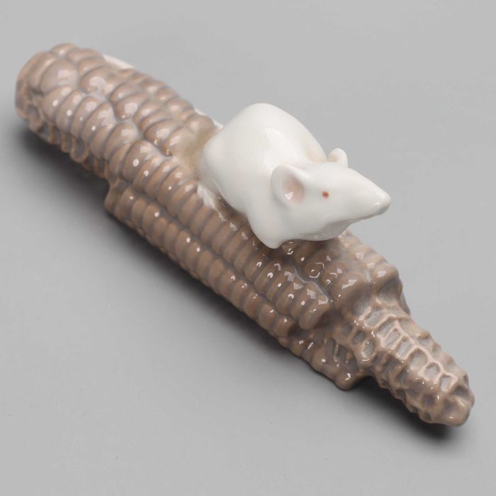 -ARTexpert- figurka Royal Copenhagen mysz