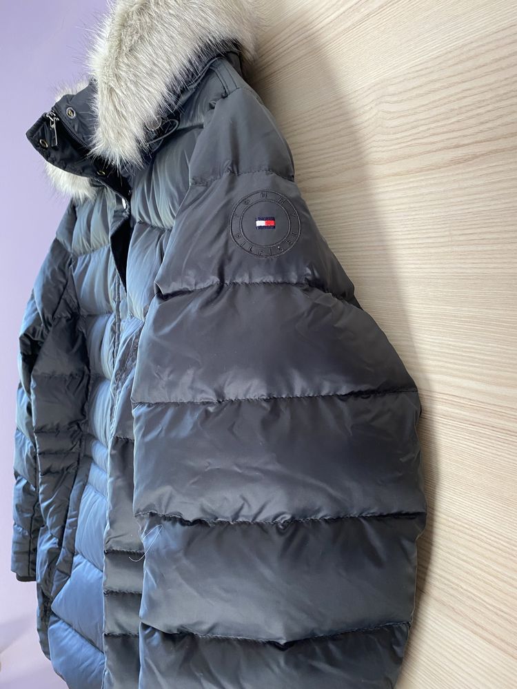 Nowa ciepła długa kurtka zimowa puchowa Tommy Hilfiger 52 z kapturem