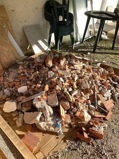 demolições; limpezas;