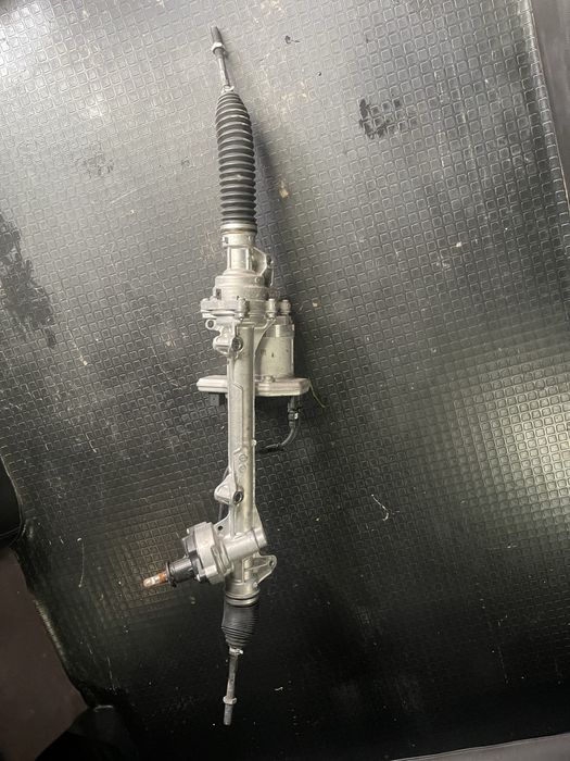 Рульова рейка Tesla Model 3 и Tesla Model Y