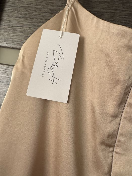 Вечернее шелковое платье