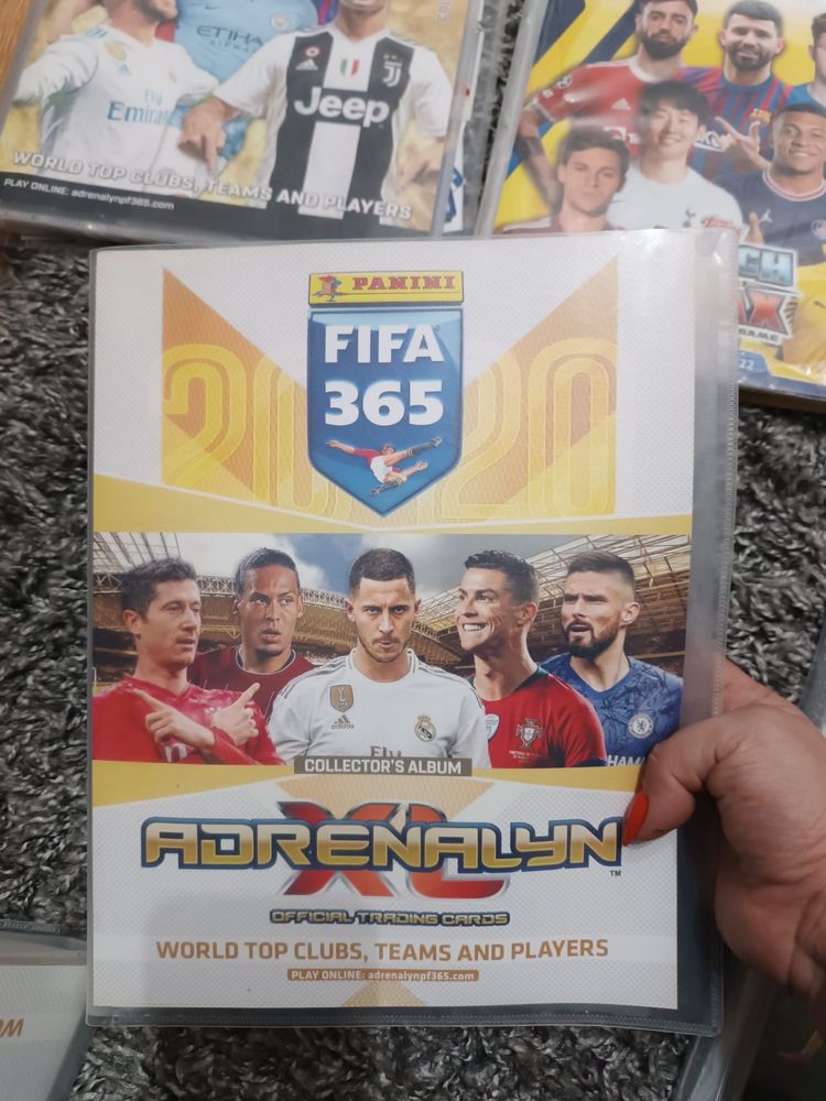 Fifa albumy z kartami