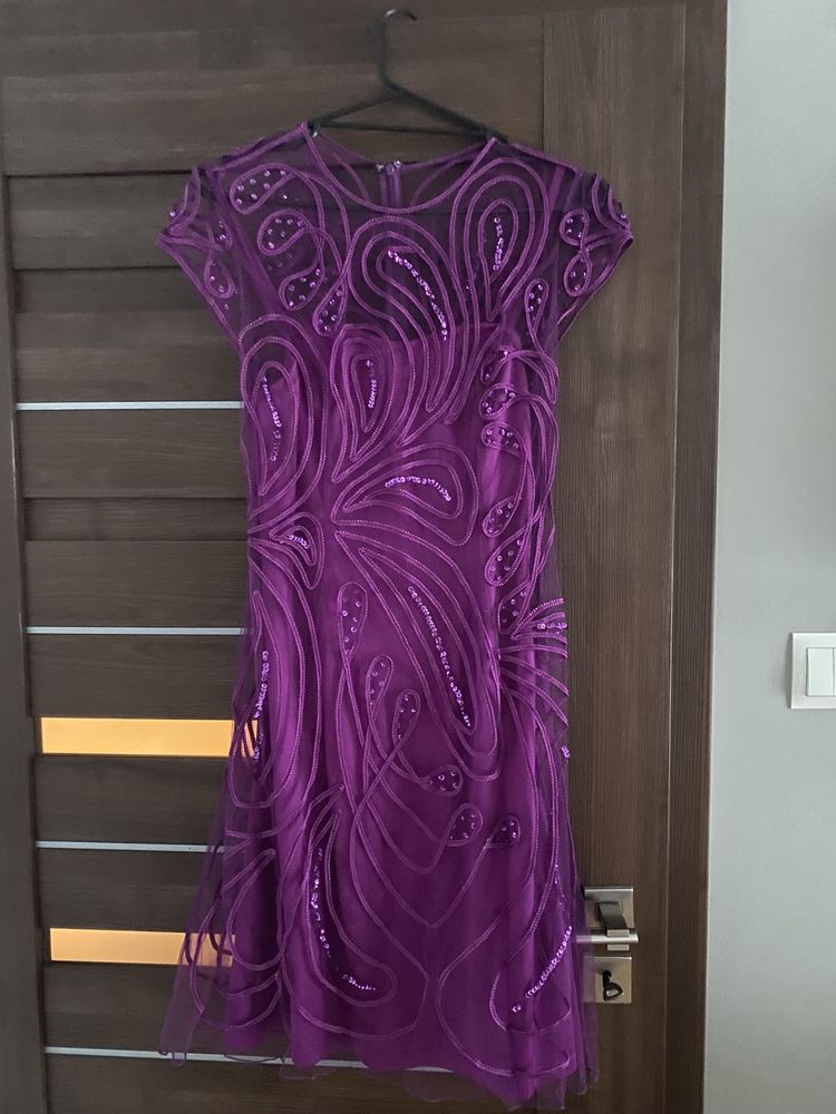 fioletowa sukienka Van Graaf