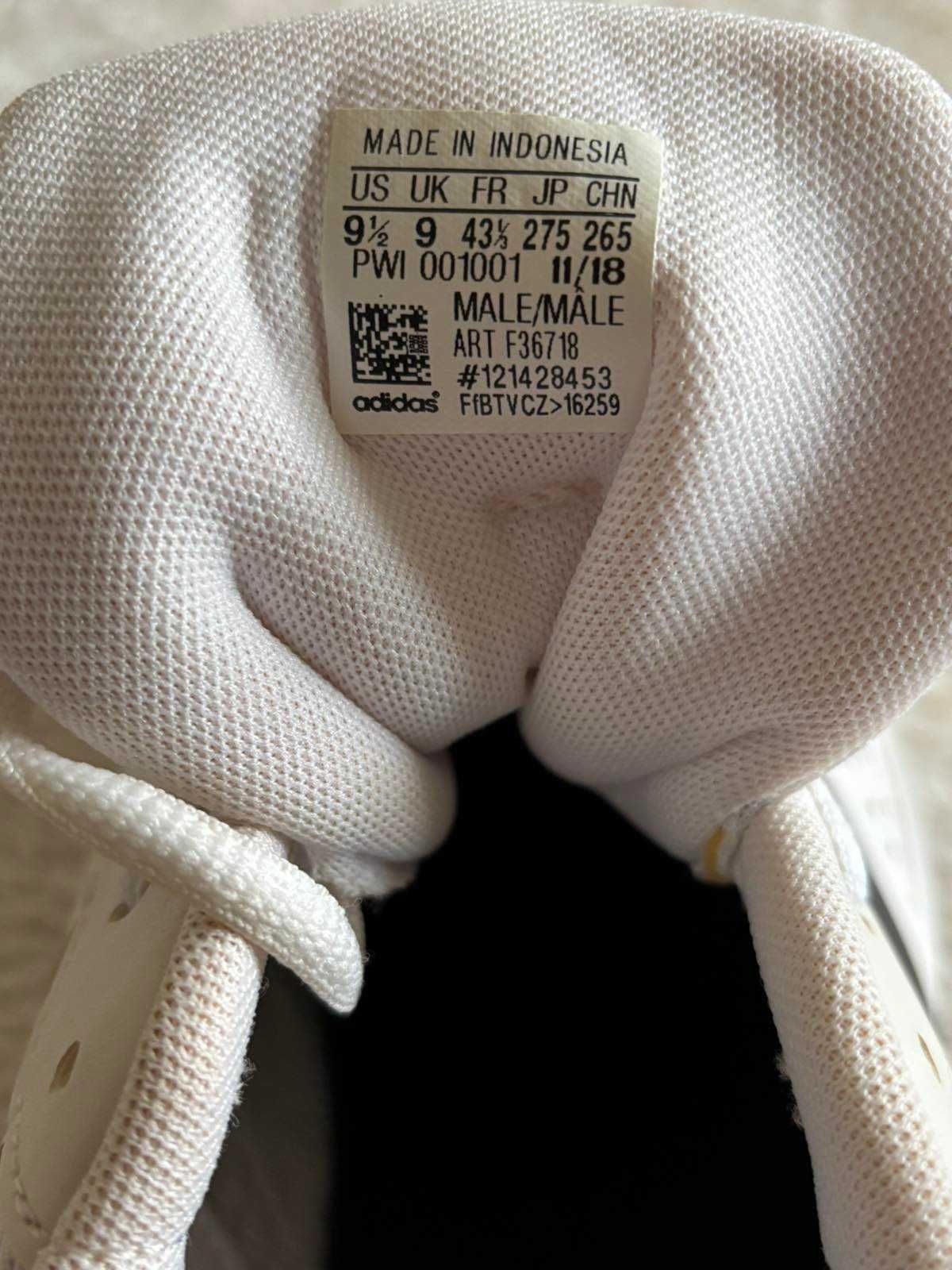 Красовки adidas   чоловіче взуття кросівки