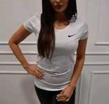 Koszulki damskie Nike Puma Guess Tommy Hilfiger Boss itp