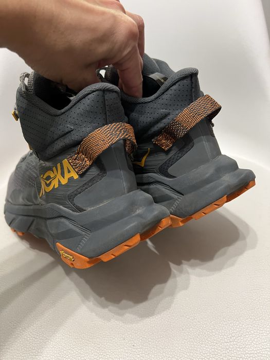 Hoka ботінки оригінал