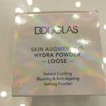 Puder sypki do twarzy nawilżający chłodzący Douglas skin augmenting hy