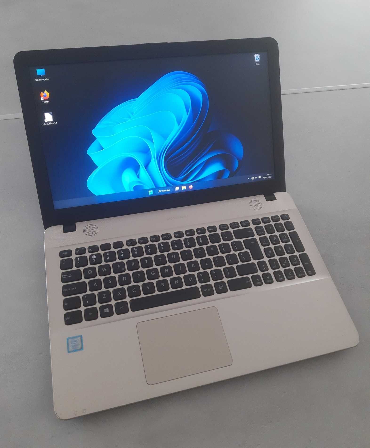 Laptop Asus - 15,6", Intel i7, Nvidia MX, 12GB, SSD 256GB, Windows 11