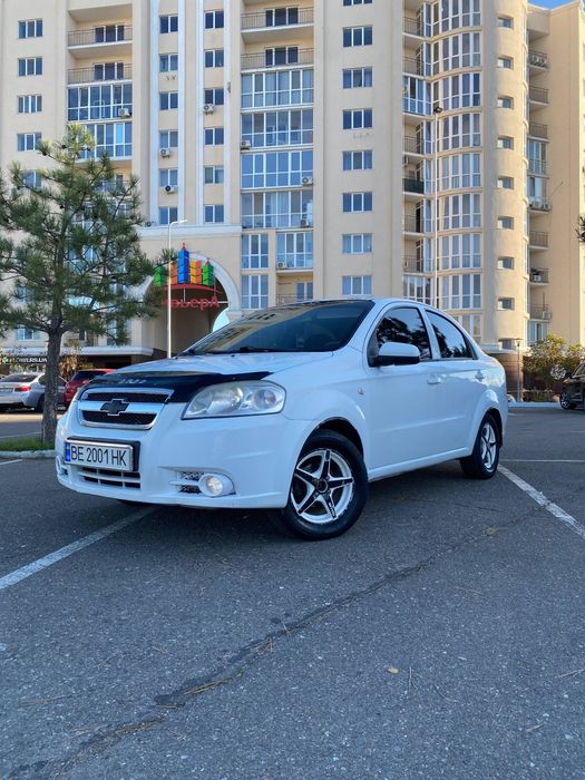 Продам автомобиль 2013 года торг на оформление