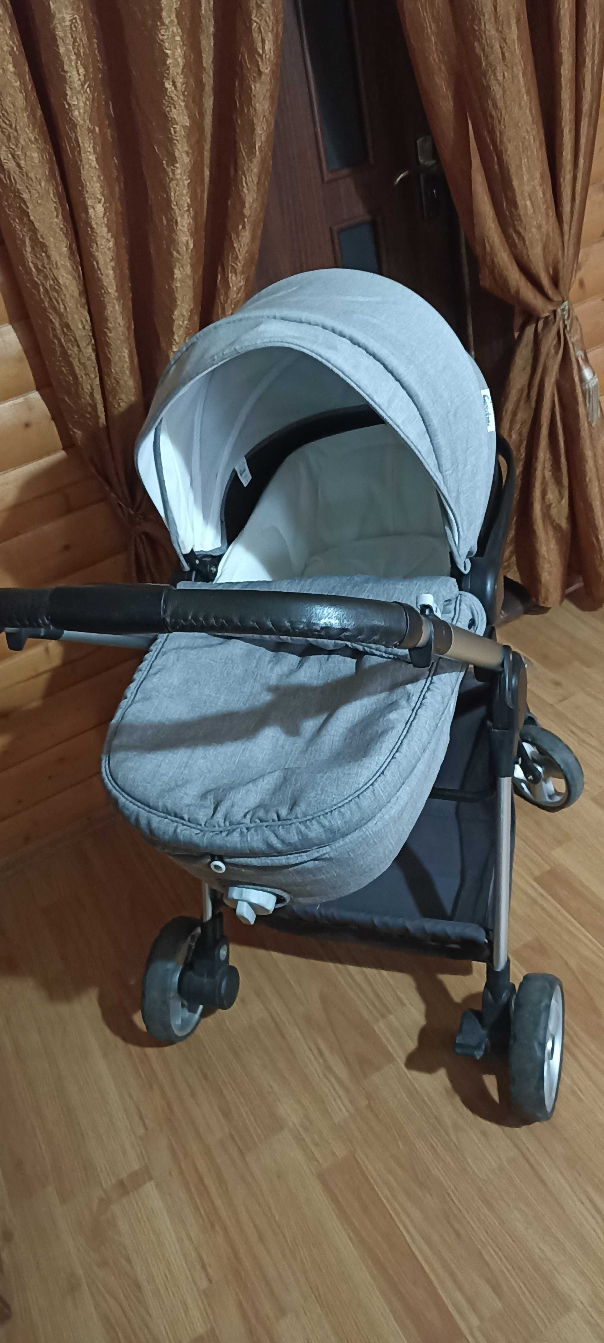 Продам коляску 3 в 1