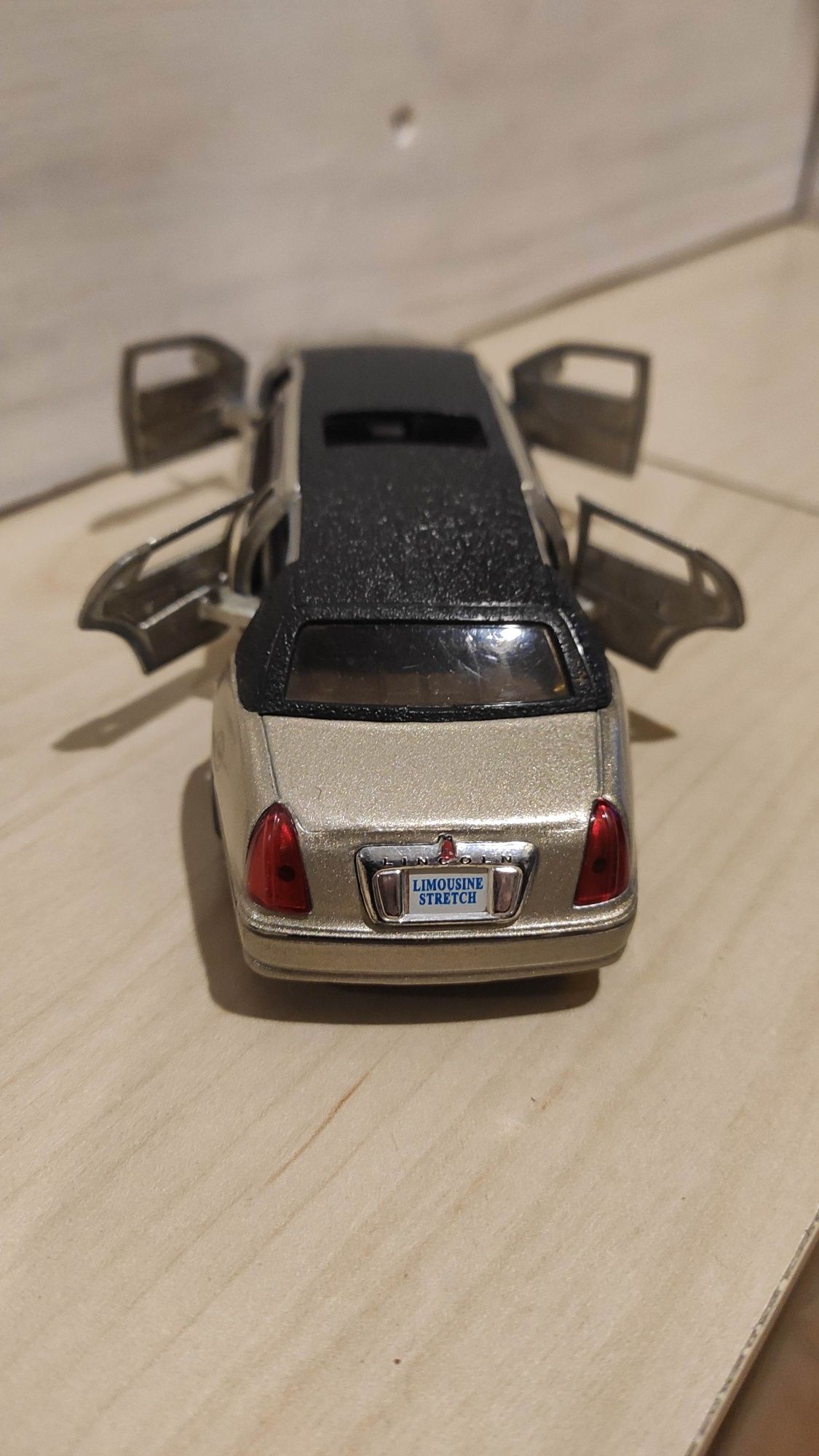 Model Lincoln 1999 stretch 1/38