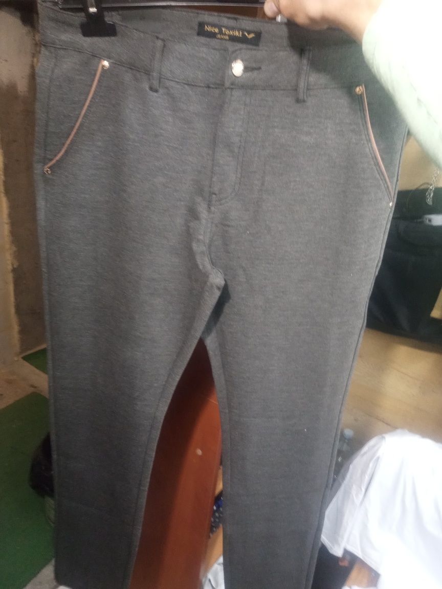 Spodnie plus size 4Xl dopasowują się do ciała 4 fasony i kolory