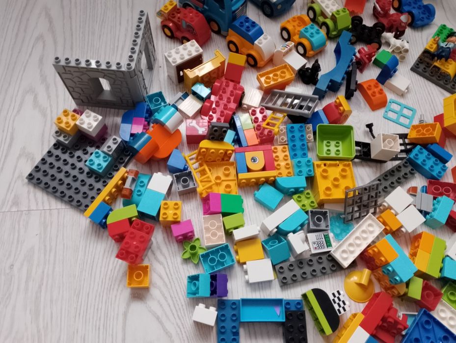 LEGO Duplo. Kilka zestawów.