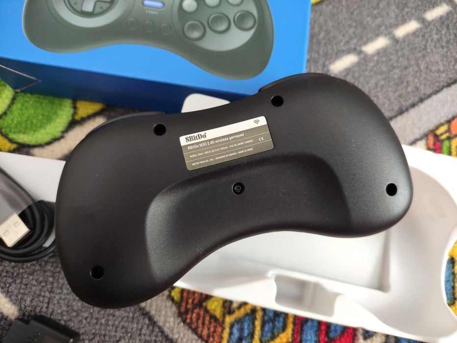 Геймпад sega genesis mega drive от 8bitdo m30