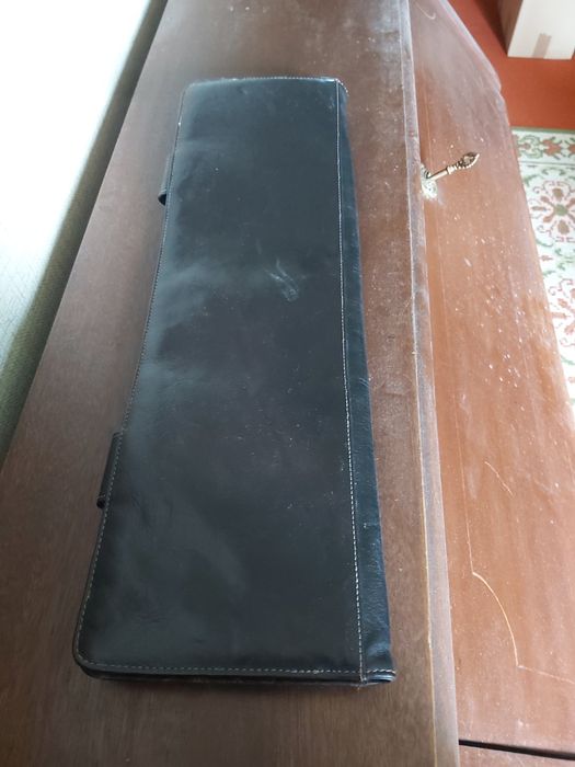 Porta gravatas pele