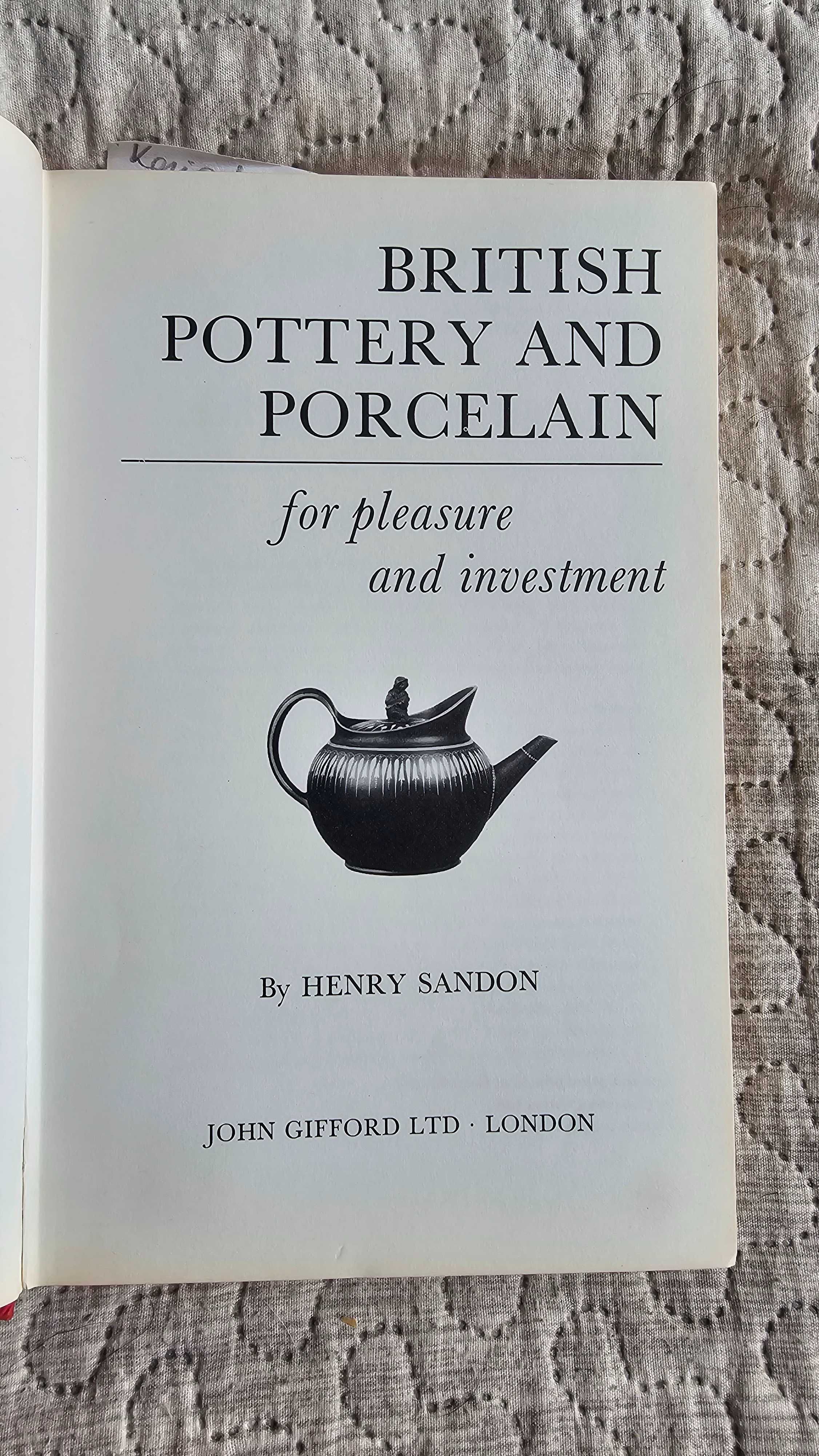 AT British Pottery and Porcelain Henry Sandon ceramika angielska
